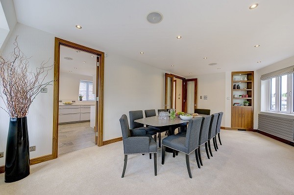 A4 - Peerman - 15TC - Dining Room B